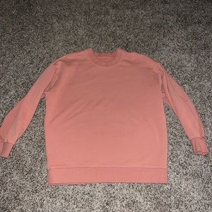 lululemon perfectly oversized crew in the color dusty clay